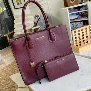 Michael Kors Mercer purse and wallet